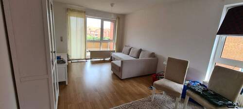 Wohnzimmer - 2 Zimmer Etagenwohnung in Hermsdorf