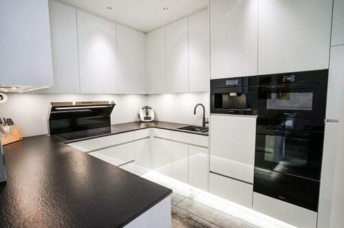 Hochwertige Maßküche - 3 Zimmer Etagenwohnung in Schongau