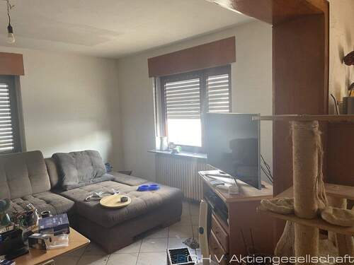 2315 Wohnung rechts 5 - 