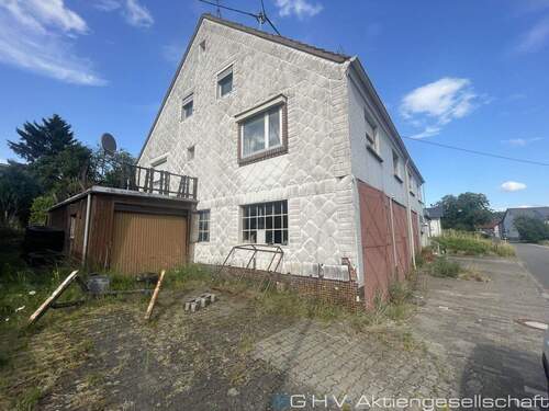 2315 Außenansichten 3 - Mehrfamilienhaus, Wohnhaus mit 244,00 m&sup2; in Freisen zum Kaufen