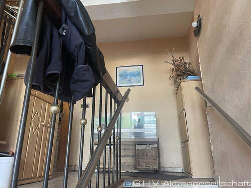 2315 Wohnung rechts 2 - 