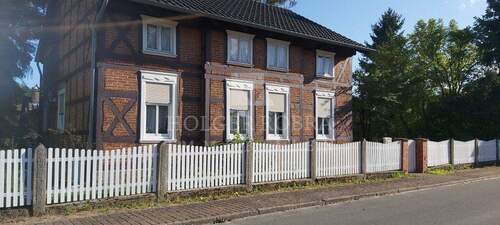 Vorderansicht - 6 Zimmer Einfamilienhaus zum Kaufen in Beetzendorf