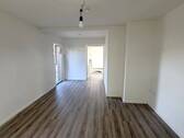Wohnzimmer mit S-W Terrasse - 