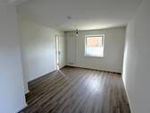 Wohnzimmer mit S-W Terrasse - 