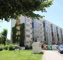 Schöne 2-Raumwohnung mit Aufzug und Balkon mit Blick ins Grüne. - Gera Lusan