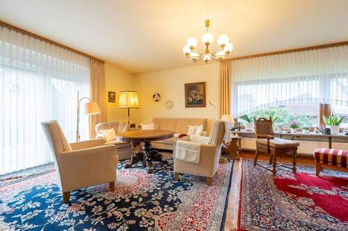 Wohnzimmer - 4 Zimmer Einfamilienhaus in Winsen (Luhe)