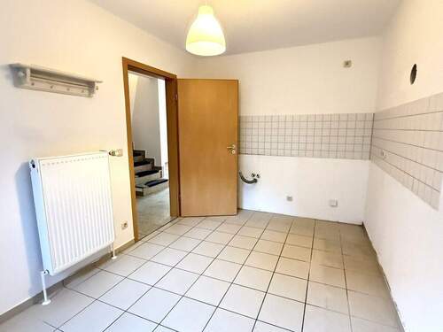 Küche - 4 Zimmer Reihenendhaus in Oldenburg