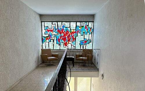 Mosaikfenster im Flur vom Gästehaus - 