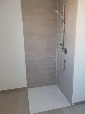 begehbare Dusche.jpg - Etagenwohnung mit 62,00 m&sup2; in Rheinfelden (Baden) zum Kaufen