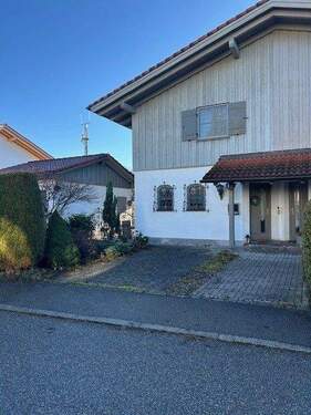 Hausansicht vorne.jpg - 