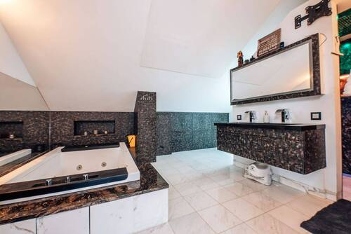 1.1 Badezimmer - 