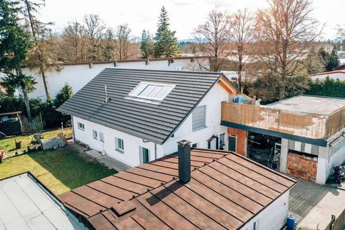 Hausansicht - Gebäude 1 - 1 Zimmer Mehrfamilienhaus, Wohnhaus zum Kaufen in Geretsried