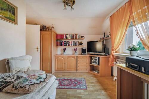 Schlafzimmer 2 DHH - OG - 