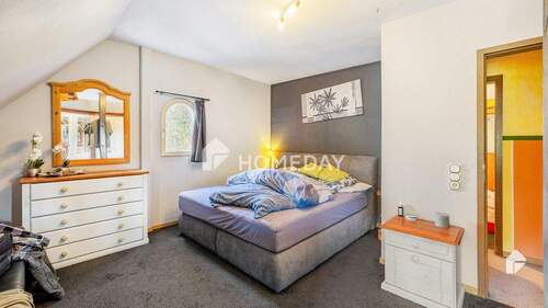 Elternschlafzimmer 1 - 