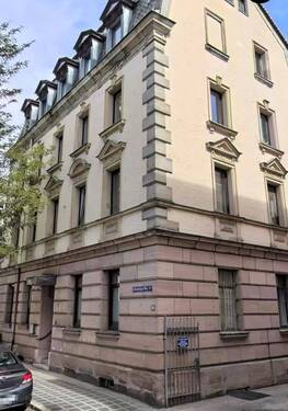 IMG-20250303-WA0021.jpg - Attraktive u. möblierte 2 Zimmer Wohnung in ruhiger Wohnlage Nürnberg Gleisshammer z. verkaufen. Renoviert - Neue Fenster, Türen u. Bad.