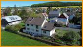Vorderansicht v. oben - 6 Zimmer Mehrfamilienhaus, Wohnhaus zum Kaufen in Schrecksbach
