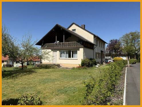 Seitenansicht m. überdachter Dachterrasse - 