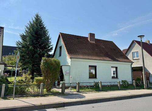 Hausansicht - Zentral wohnen und werkeln in Bergen