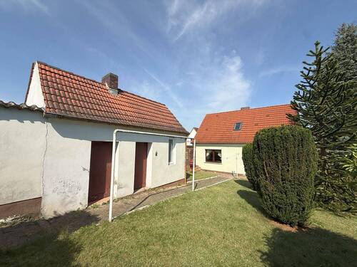 Nebengelass - Mehrfamilienhaus, Wohnhaus mit 85,00 m² in Bergen auf Rügen zum Kaufen