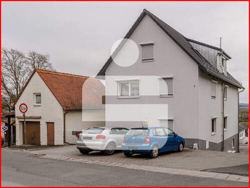 Ansicht Nord - Kernsaniertes Mehrfamilienhaus in Forchheim