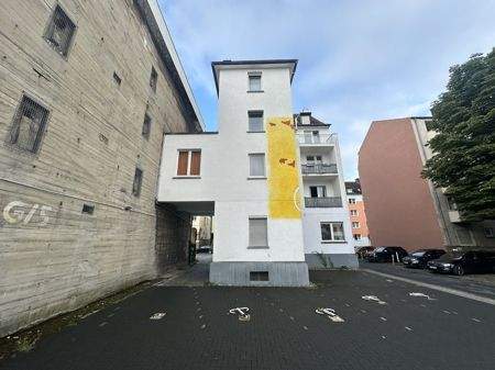 Stellplätze - Mehrfamilienhaus, Wohnhaus mit 518,00 m² in Hagen zum Kaufen