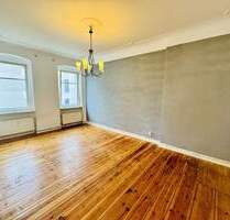 Bezugsfreie Stuckaltbauwohnung mit hohen Decken in Berlin Pankow!