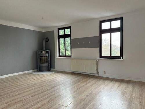 Wohnzimmer - 5 Zimmer Einfamilienhaus zum Kaufen in Güstrow