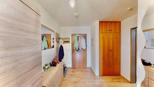 Eingangsbereich - 2 Zimmer Etagenwohnung zum Kaufen in Rosenheim
