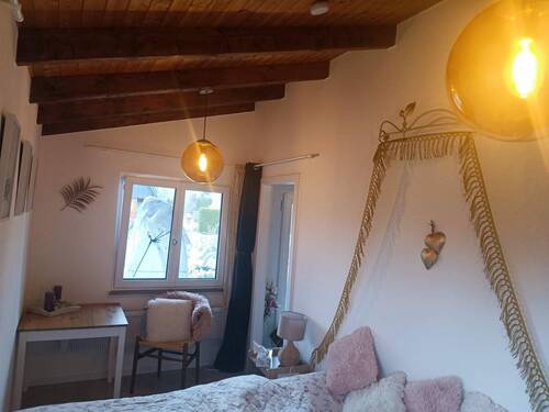 Schlafzimmer - Mehrfamilienhaus, Wohnhaus mit 46,00 m² in Bartholomä / Amalienhof zum Kaufen
