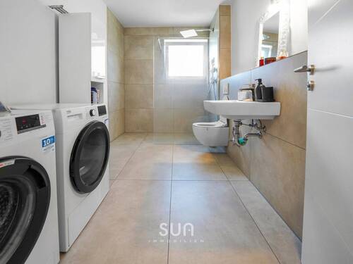 Helles Badezimmer - 