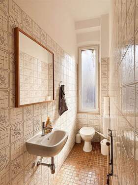 Ga¨ste-WC - 