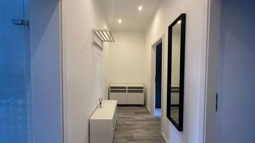 Flur - Top sanierte Wohnung in der Aachener Innenstadt