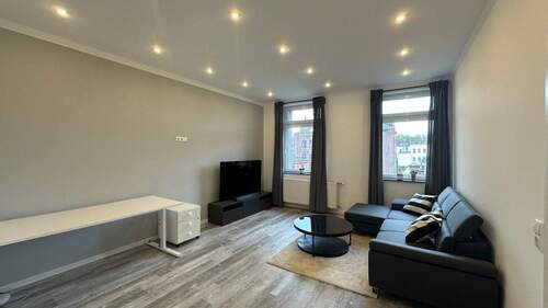 Wohnzimmer - 2 Zimmer Etagenwohnung zur Miete in Aachen