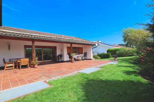 Terrasse und Garten - 