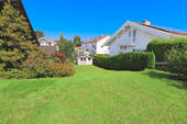 Garten mit Gartenhaus - 