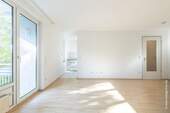 Mit Blick zur Kochnische - 