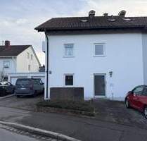 Komfortable Erdgeschosswohnung mit Terrasse und Garage in Kempten