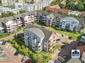 Luftbild Anlage - Lichtdurchflutete Etagenwohnung mit Balkon und Tiefgaragenstellplatz in Schwerin