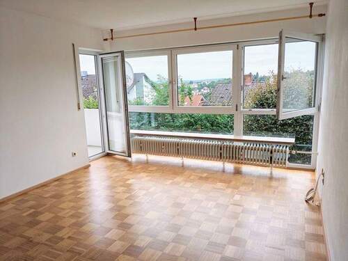 Wohnen mit Zugang zum Balkon - 