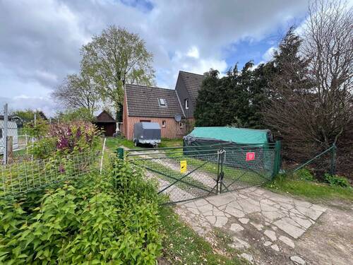 Hausrückseite - 4 Zimmer Einfamilienhaus in Lasbek