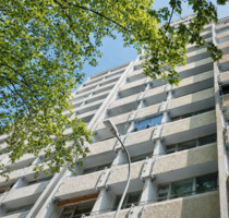 Helle 3-Zimmer-Wohnung mit 2 Balkonen und Skylineblick über Offenbach