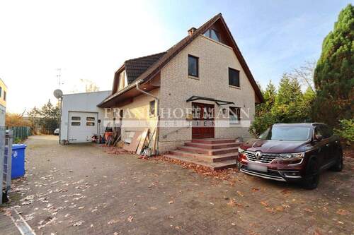 V10256 Außenaufnahme 1 - 4 Zimmer Einfamilienhaus zum Kaufen in Quickborn