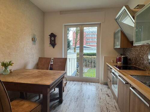 Küche EG - 1 Zimmer Mehrfamilienhaus, Wohnhaus in Köln