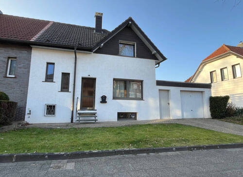 Straßenansicht - 4 Zimmer Reihenendhaus in Herzogenrath / Merkstein