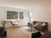 Wohnzimmer - Frisch modernisierte 3,5-Zimmer-Wohnung mit Balkon - Erstbezug & provisionsfrei