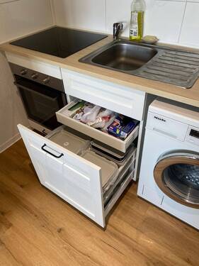 Küche "ohne Kühlschrank u. Waschmaschine" - 