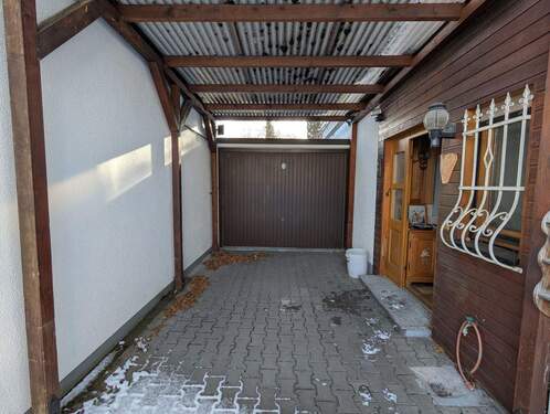 Einzelgarage - 5 Zimmer Doppelhaushälfte in München