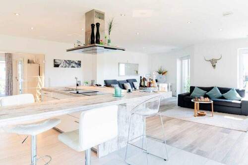 18 Küchen mit Wohnen - 5 Zimmer Einfamilienhaus zum Kaufen in Schafflund