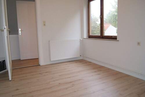 Gäste- bzw. Arbeitszimmer - 