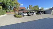 Innenhof mit Carports - Reihenmittelhaus mit 100,00 m&sup2; in Langenhagen zum Kaufen
